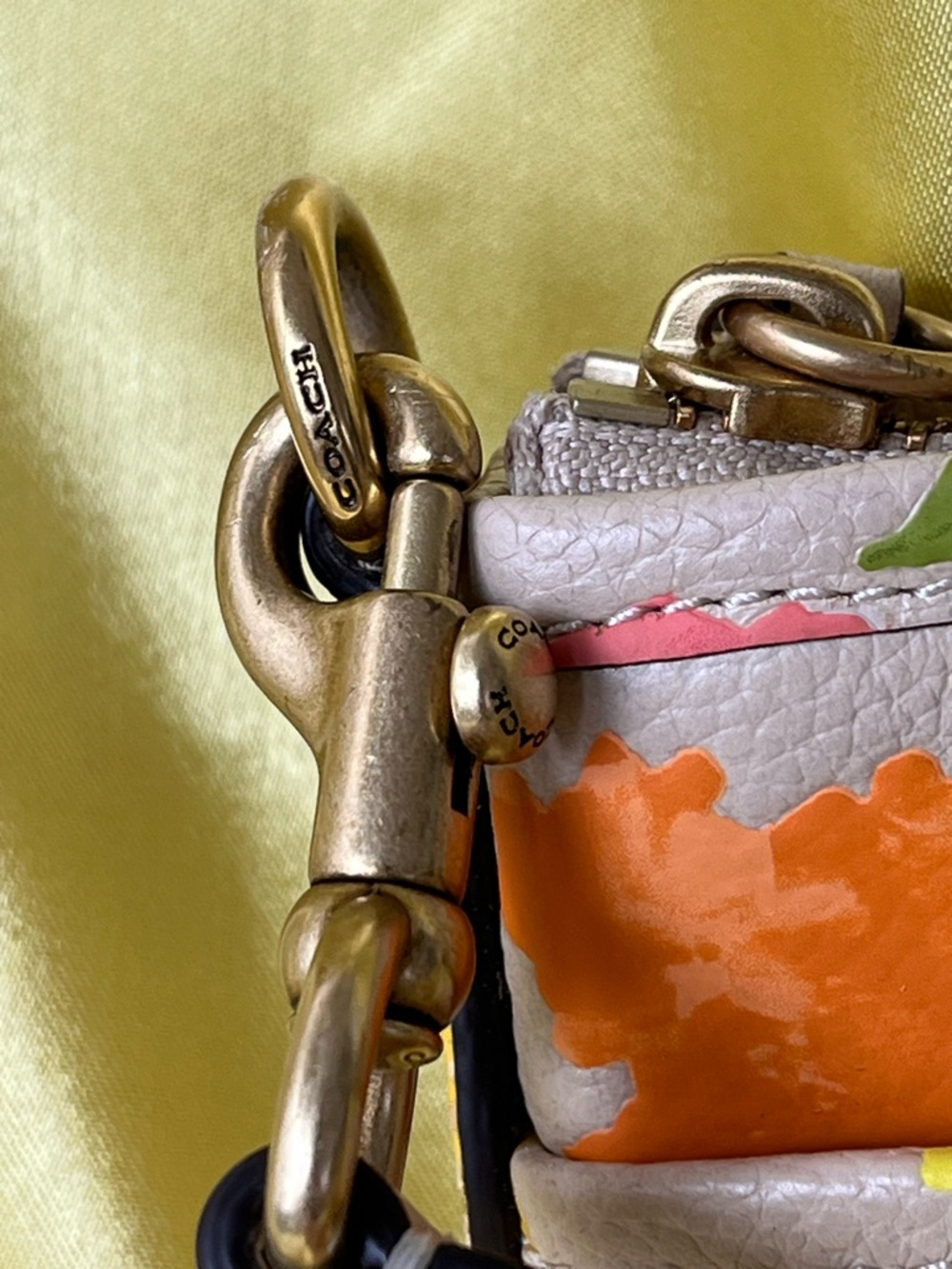 Coach Kitt Floral Crossbody Bag 🩷 Pink with 💛 Yellow, 🧡 Orange & 💚 Green NWOT - Picture 8 of 14